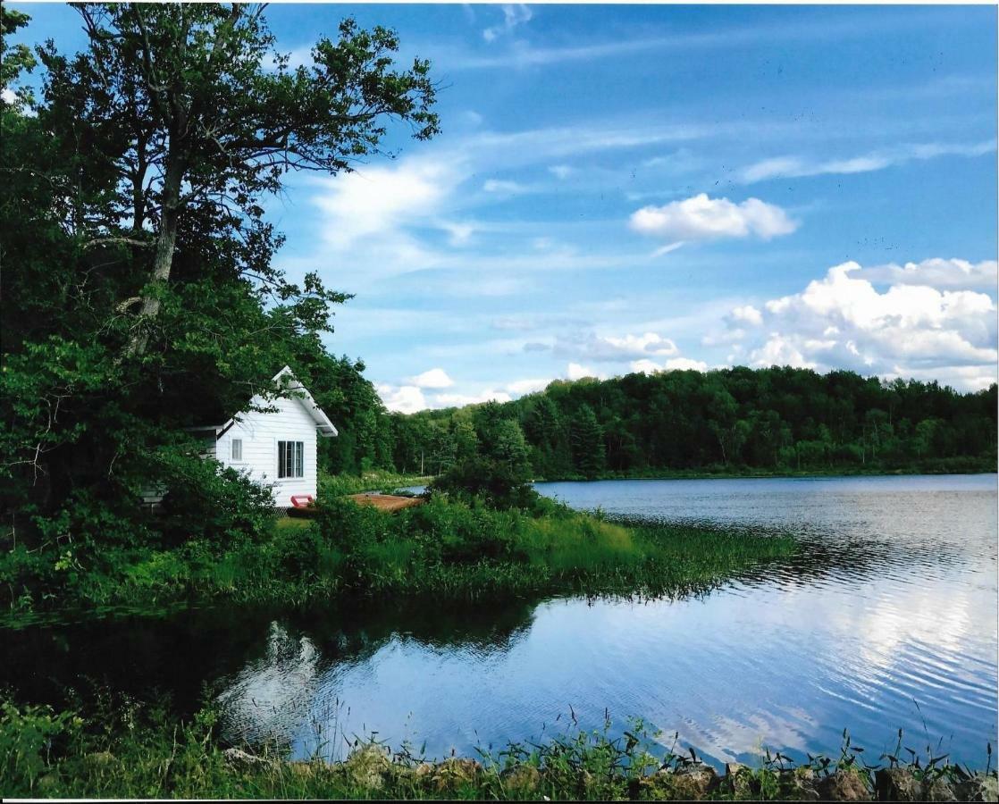 Miners' Bay Lodge Minden Exterior foto