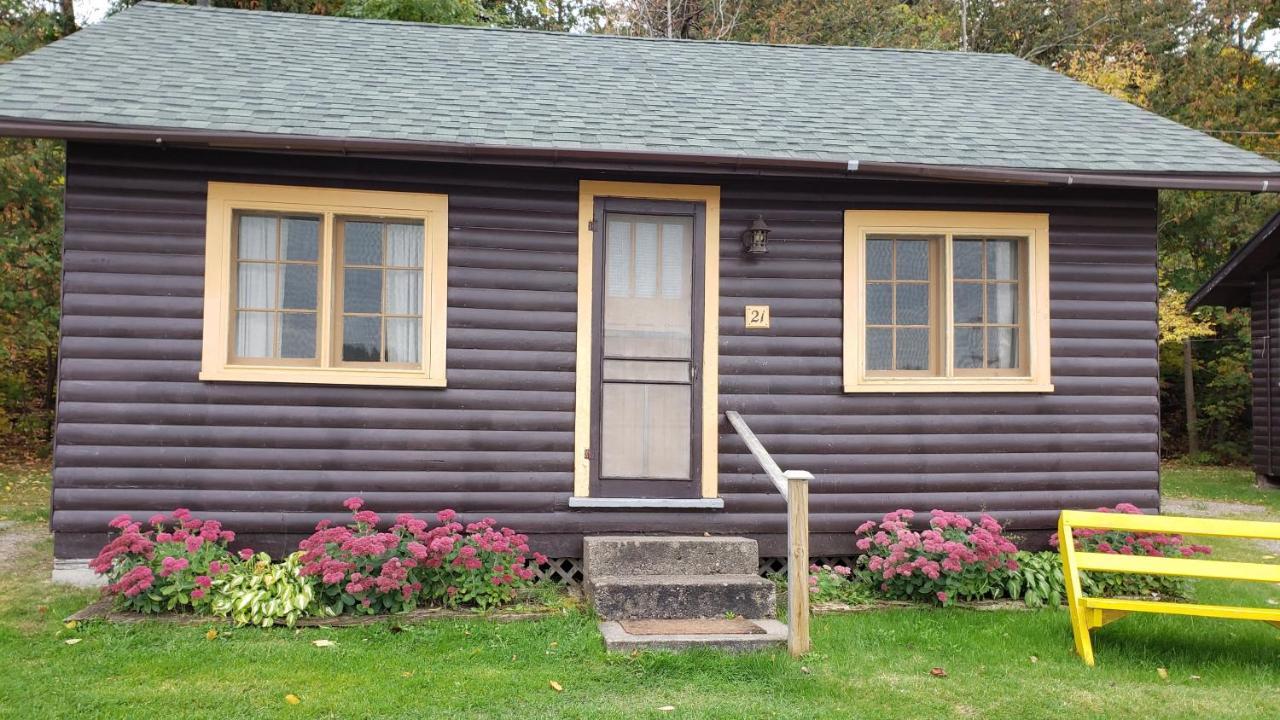 Miners' Bay Lodge Minden Exterior foto