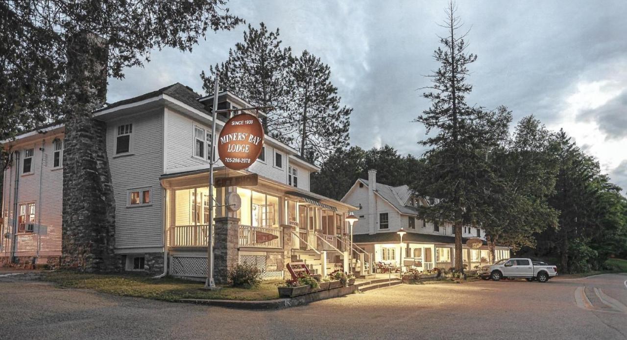 Miners' Bay Lodge Minden Exterior foto
